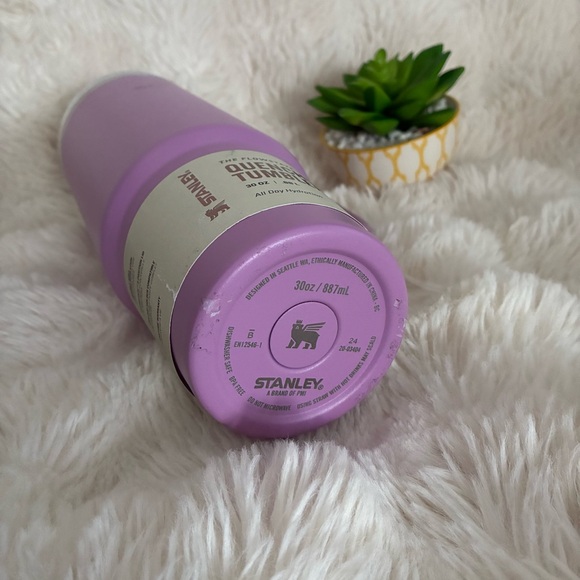 Stanley The Quencher H2.0 Flowstate™ Tumbler 30 OZ Lilac NWT - Picture 7 of 10
